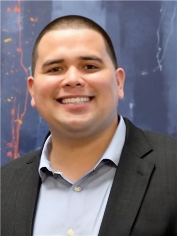 Broker Profile Photo