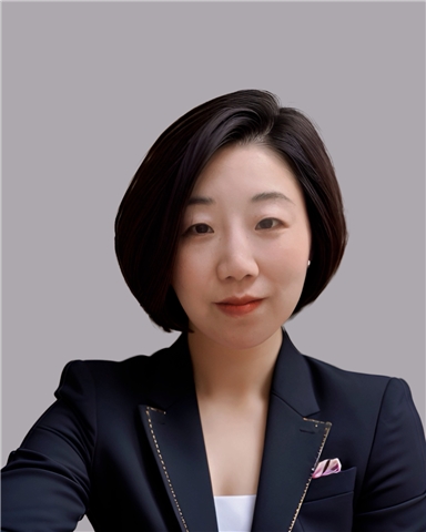 Broker Profile Photo