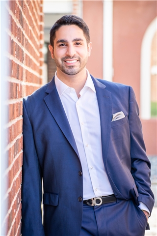 Broker Profile Photo