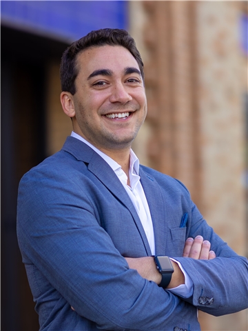 Broker Profile Photo