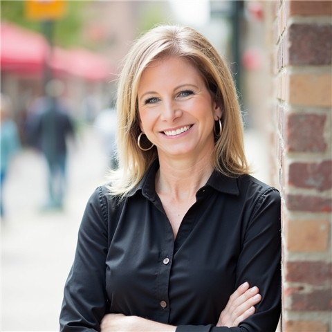 Photo of Katherine Quarfordt