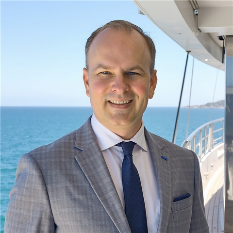 Broker Profile Photo