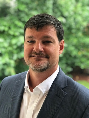 Broker Photo