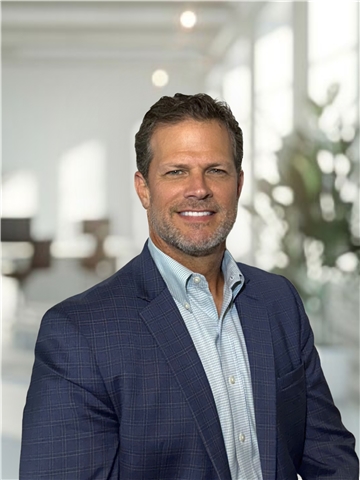 Broker Profile Photo