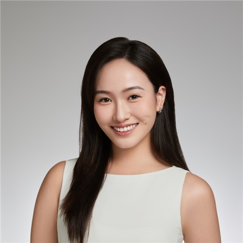 Broker Profile Photo