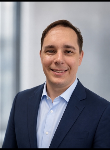 Broker Profile Photo