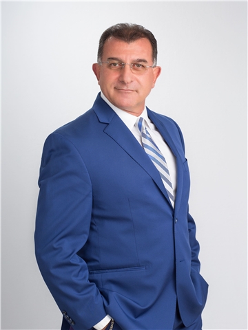 Broker Profile Photo