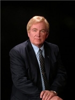 Town & Country Realty Associates