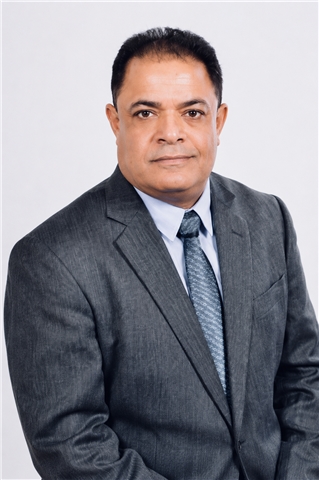 Broker Photo