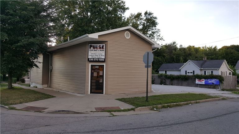 Pulse Food Mart Business For Sale in Akron, Summit County