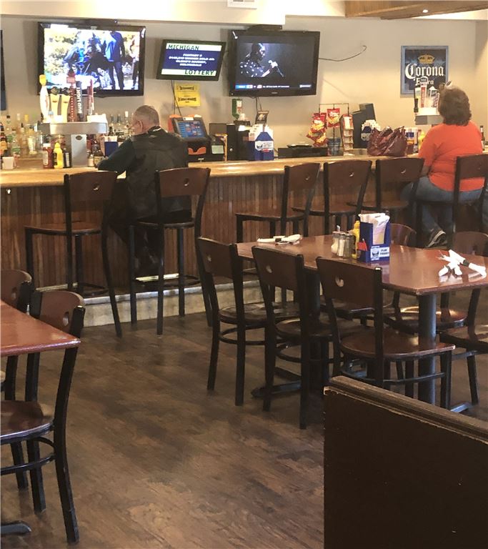 Imlay City BarRestaurant Seats 100 150,000 w/50,000 Down in Imlay