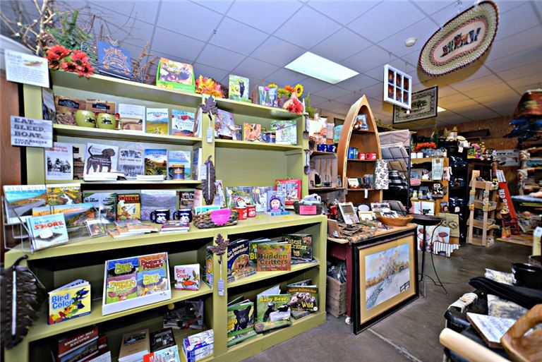 Books/Gift area