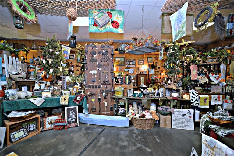 Gift area