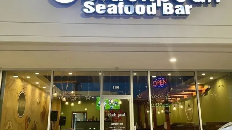 Crawfish seafood Restaurant for sale