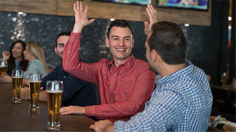 Metro Saint Louis Sports Bar and Grill/Sales up $410K in 2022