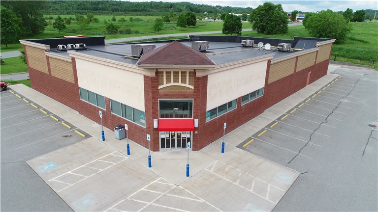 Ideal High-Traffic Location for Your Business!!