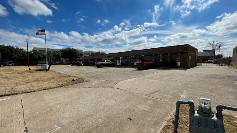 Front entrance west