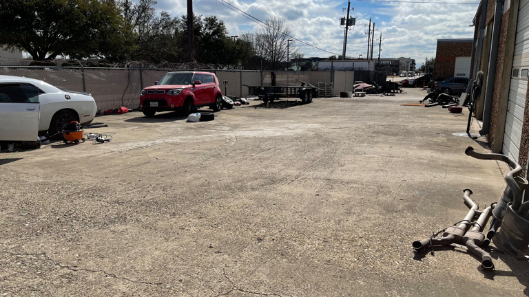 Parking lot body side