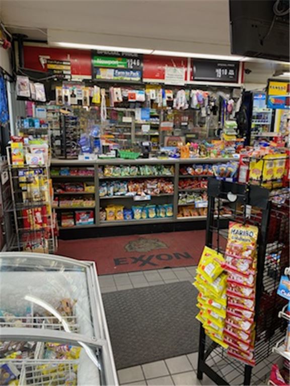 Gas Station and Convenience Store in Philadelphia, Pennsylvania