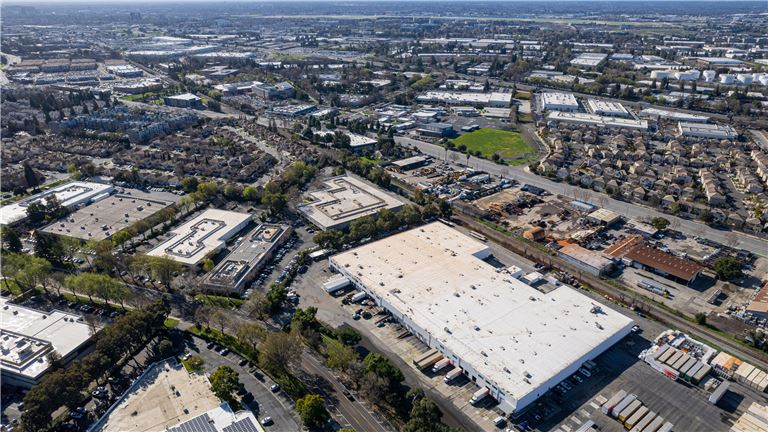 46,000 sq ft warehouse for sale in North San Jose