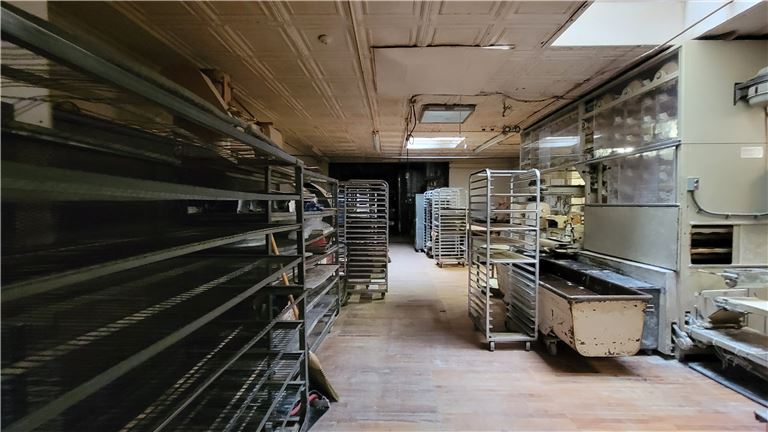 Wholesale & Retail Bakery, Property, Four, 2BR Apts