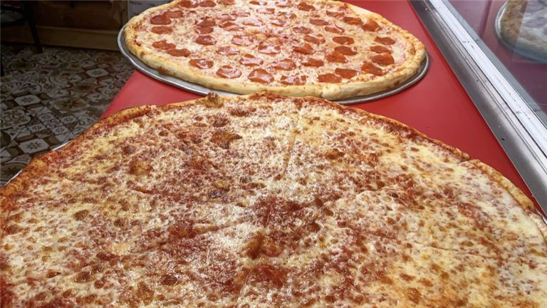 New York Style Pizza Restaurant For Sale in Downtown Miami, FL