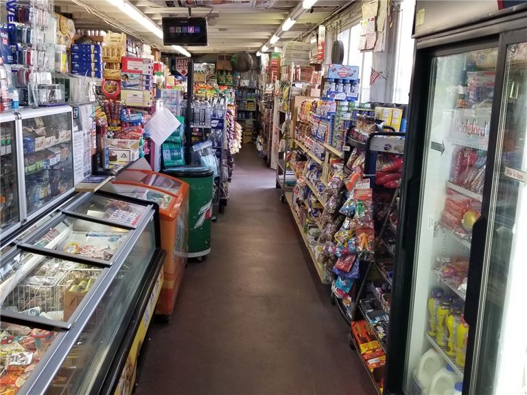 Liquor Store Long Established (Prime Oakland Location) in Oakland