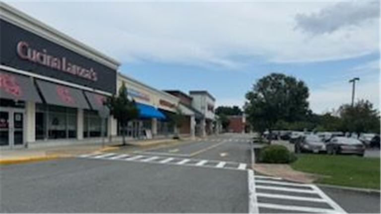 CHATHAM - HARWICH~Cape's Most Affluent Town...RESTAURANT & RE