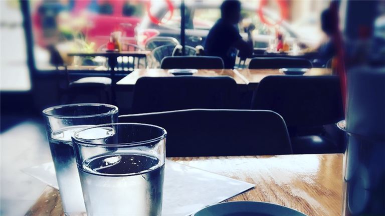 Sunset Blvd Restaurant/Bar- Includes Type 41 ABC License - KEY MONEY