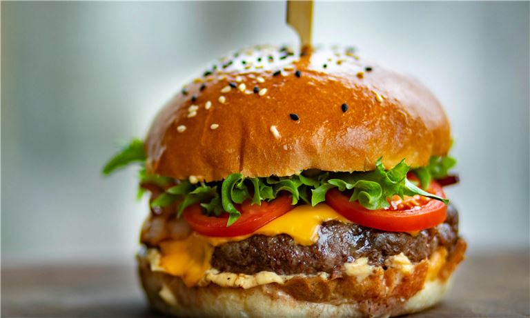 5 Days Deli for Sale / Full Kitchen/Cheap Rent $2,600 Lorton Va