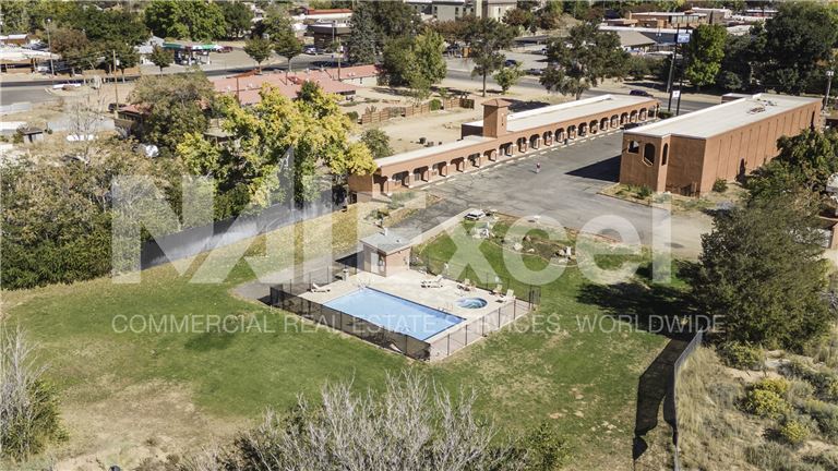 Rodeway Inn, 39 Room Hotel