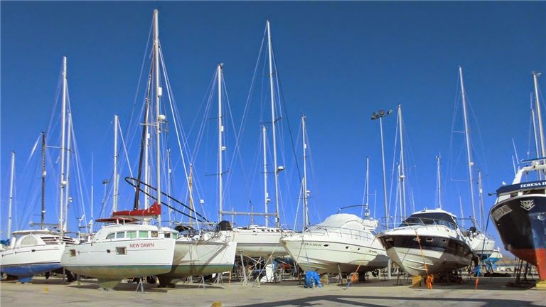 Expansive Boatyard, Storage w/RE