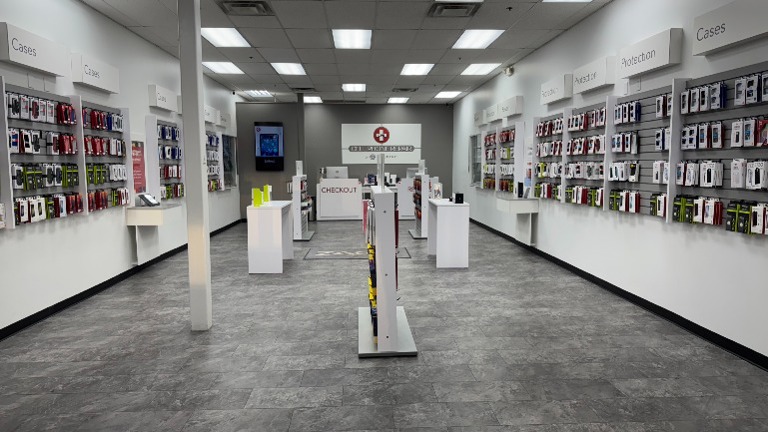 Thriving Cell Phone & Computer Store Franchise