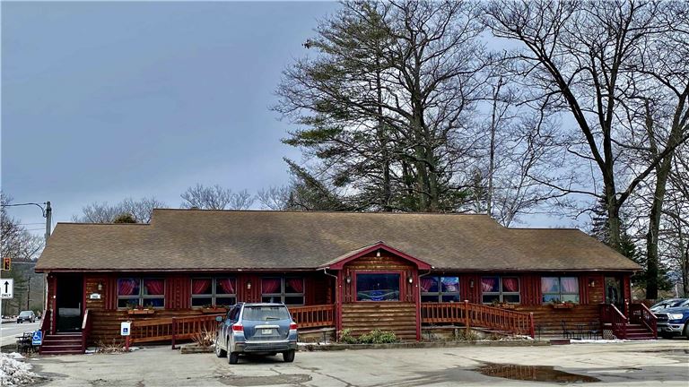 Highly Successful and Well Managed Restaurant Opportunity