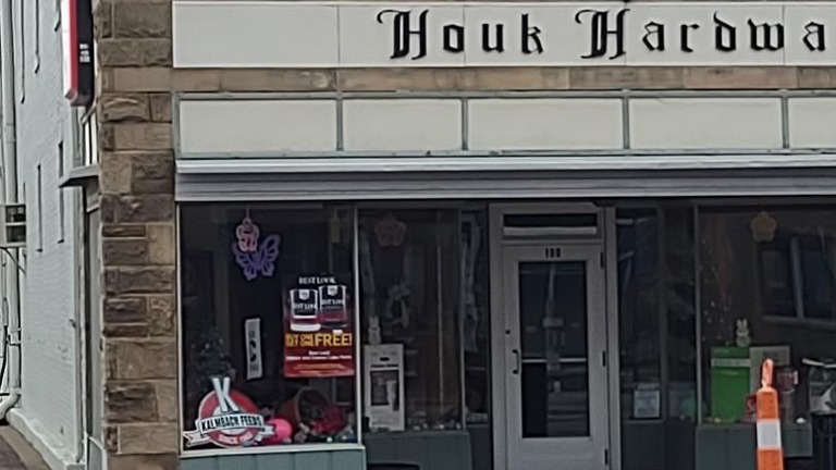 STORE FRONT