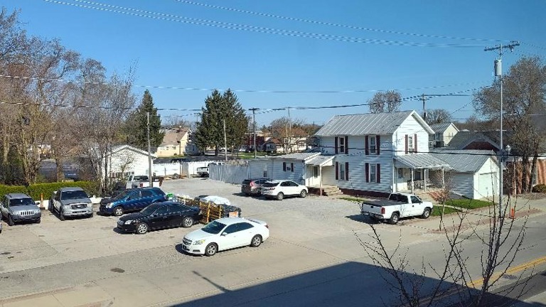 RENTAL / STORAGE GARAGES