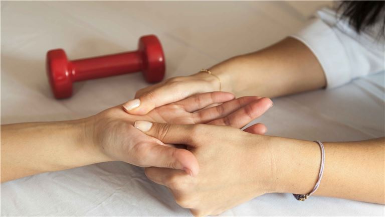 Small Office, BIG Operation – Hand Therapy