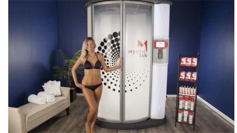 Absentee Run Very Nice Salon in Excellent Location!