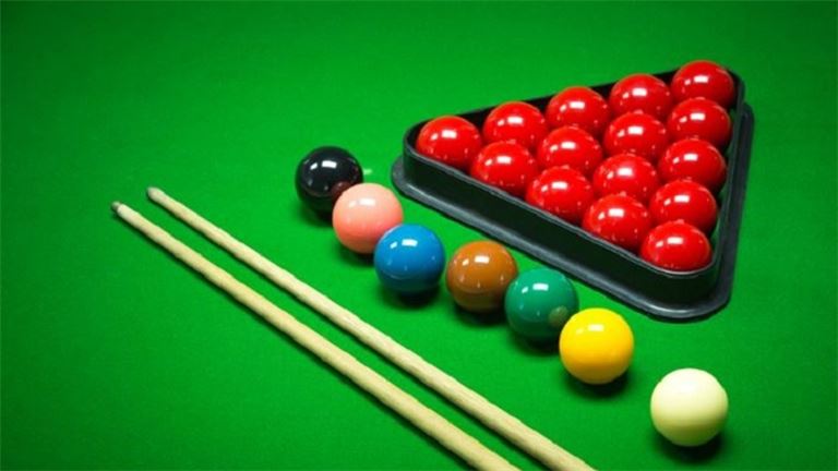 Amusement and Recreation Billiard , Bar Food