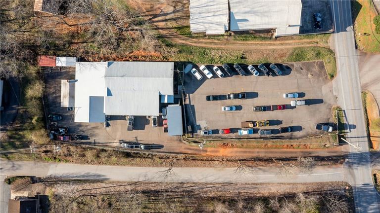 #3784 Franklin North Carolina Body Shop Business & Property For Sale