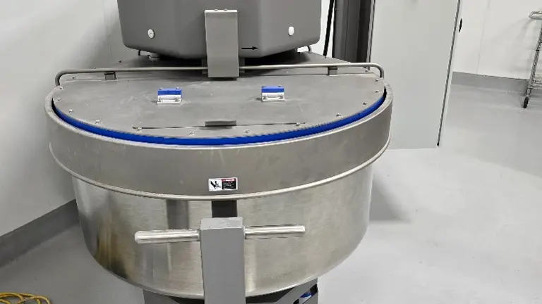 VMI Mixer never used 