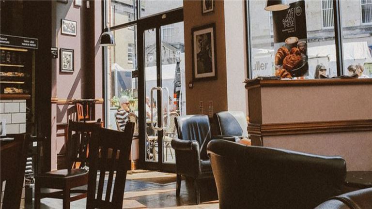 Popular Breakfast / Lunch Café in Historic District