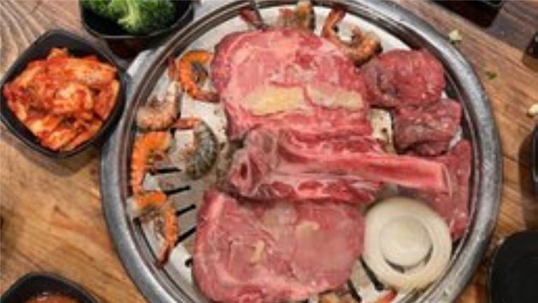 Prime Location of Korean BBQ Restaurant for Sale