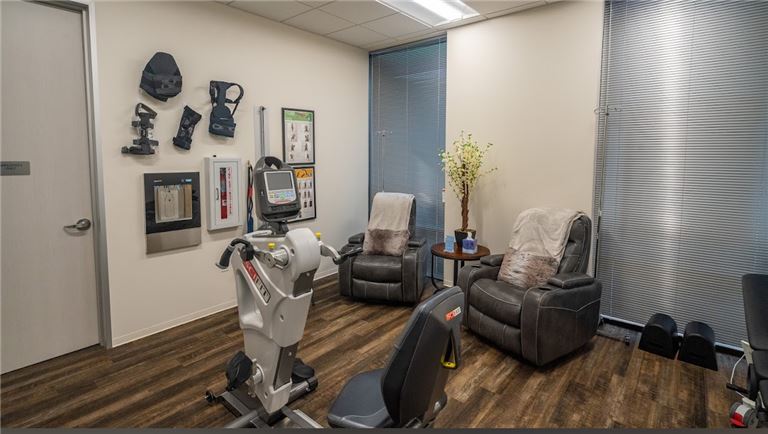 Medical In Katy- Immaculate Buildout!! --Asset Sale Or Space For Lease