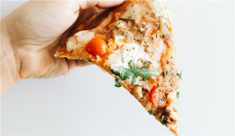 High Volume Mozzeroni's Pizza & Chick Magnet!