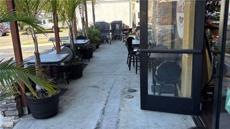 Successful Food Mart in Torrance Opportunity