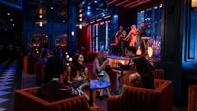 Established Bar & Restaurant in Huntington Beach - $1.5M - $415K Cash Flow