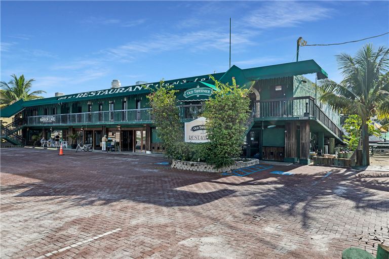 Waterfront Trophy Investment Property & Marina