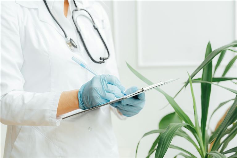 Profitable Longstanding Naturopathic Medicine Practice -Woodstock