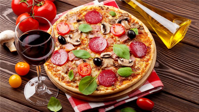 Busy Pizzeria & Restaurant In Queens For Sale